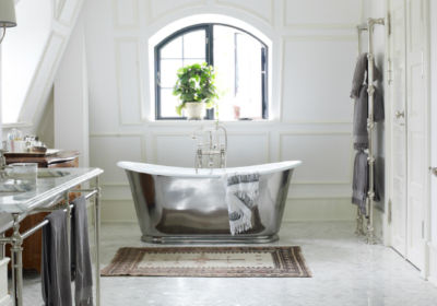 Reimage Your Bathroom Space with a Luxury Freestanding Tubs