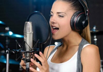 Beyond the Basics: Advanced Techniques for Online Vocal Training